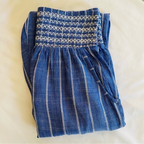 Blue Island cropped pant with tassel detail size SMALL - Picture 2 of 8